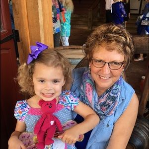 Meet your Posher, Rose